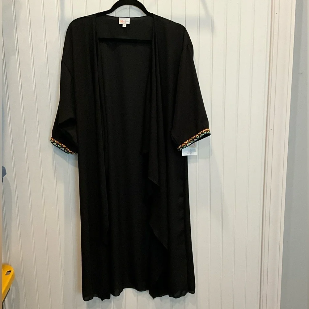 ❄️ LuLaRoe | Shirley Black Kimono Cardigan with Embroidered Trim Medium